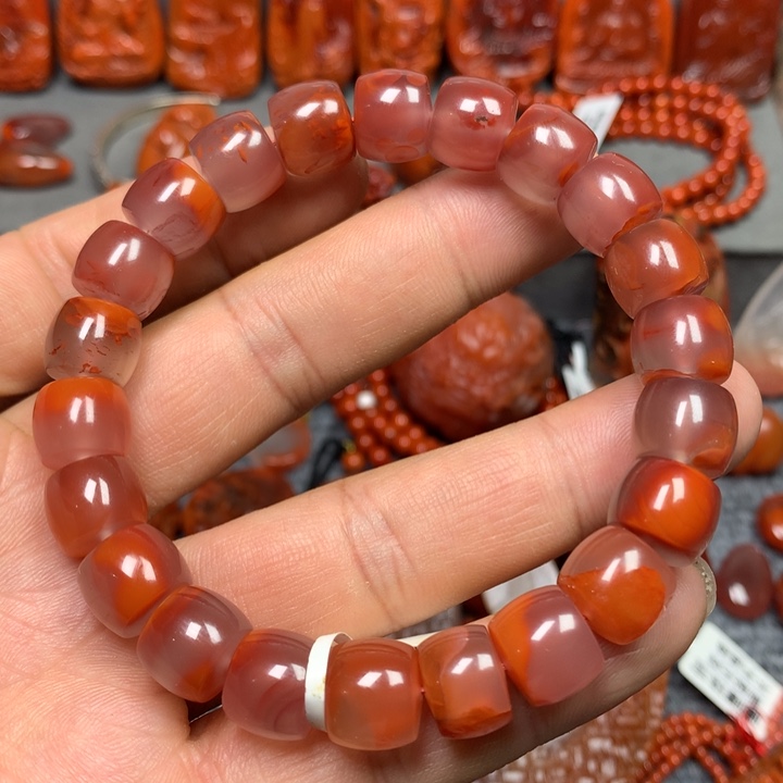 南红玛瑙手串未镶嵌11+’mm