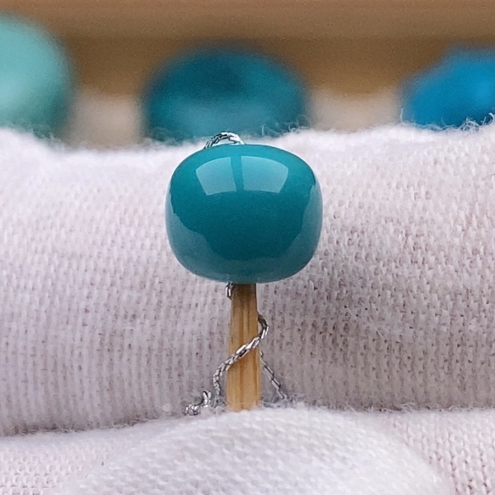 绿松石未镶嵌珠宝奇石8