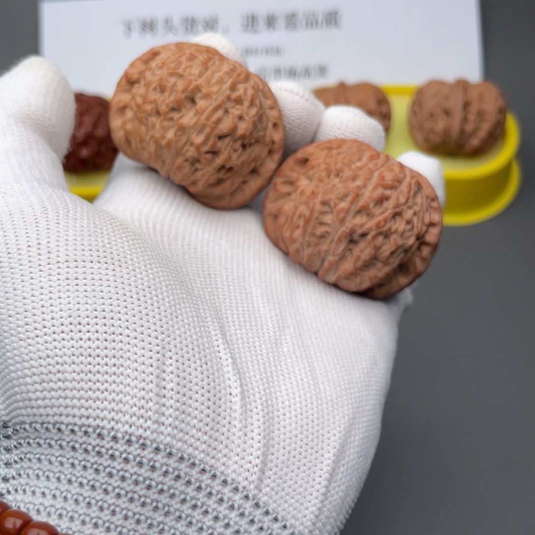吊坠文玩核桃44血麒麟
