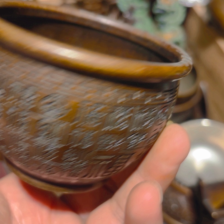 铜的。全清了。一件不留！不磨叽