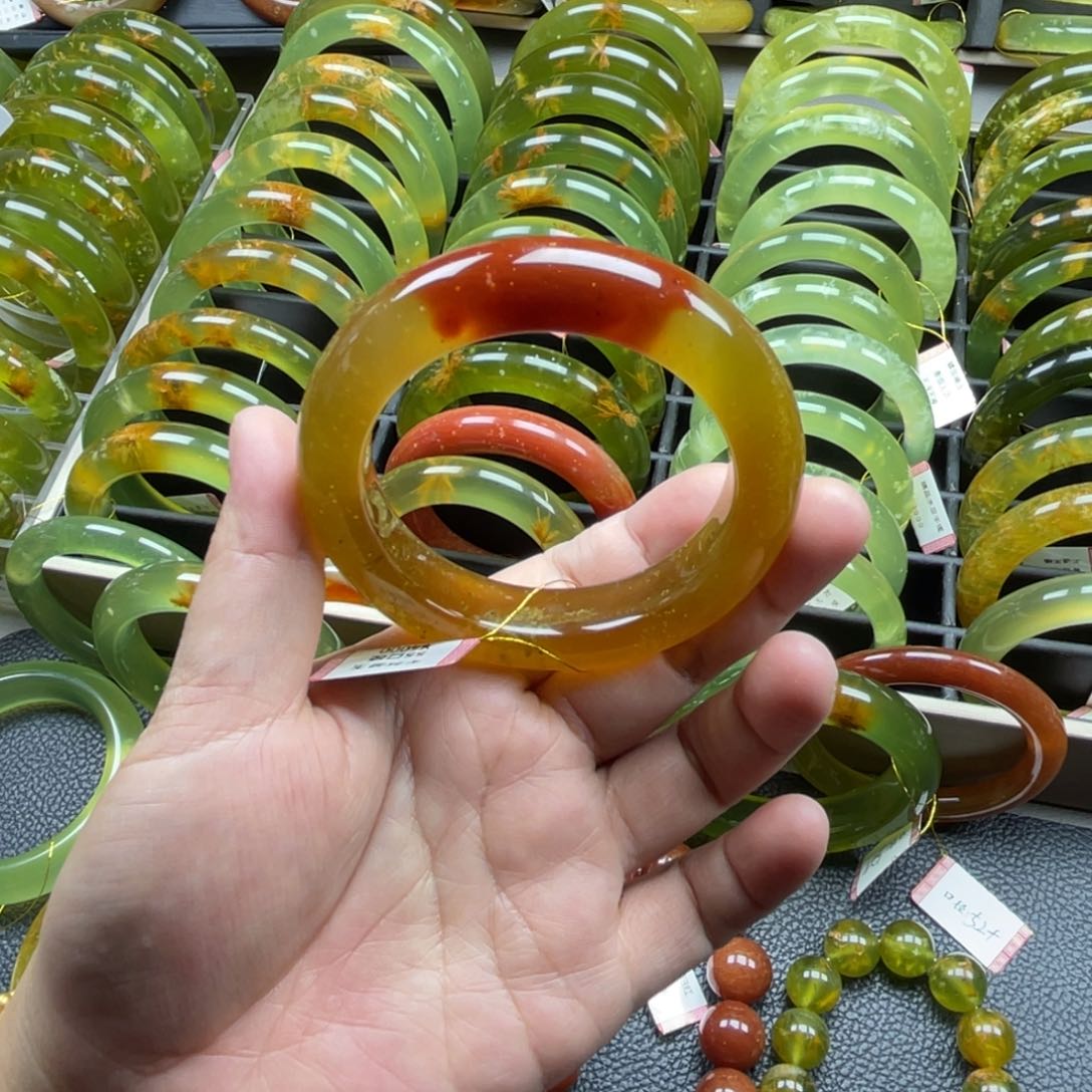 未镶嵌蛇纹石玉手镯