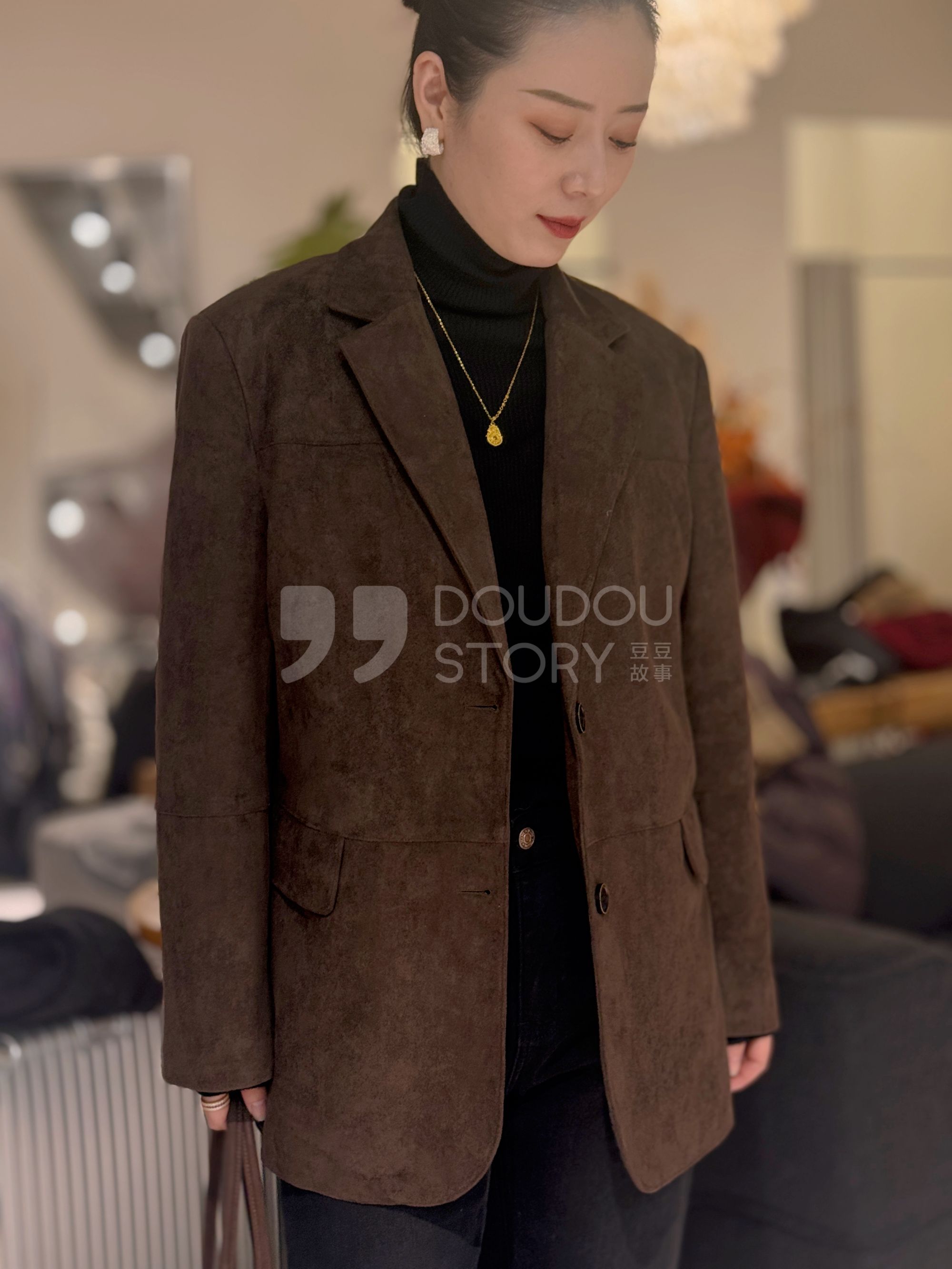 HALUNGLE/海伦格丽  25905    时尚气质百搭鹿皮绒西装dy