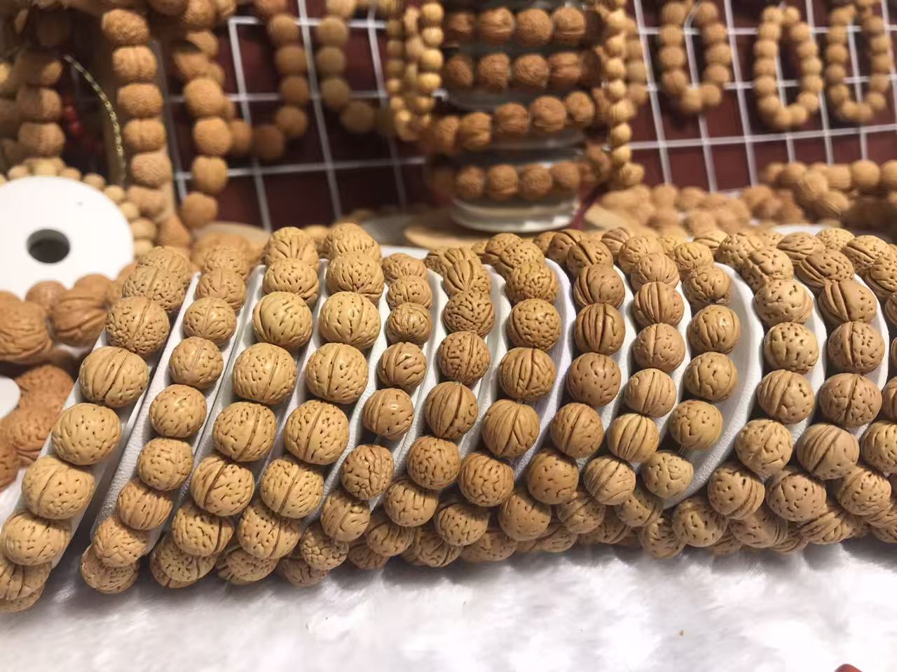 10mm文玩桃核手串单圈