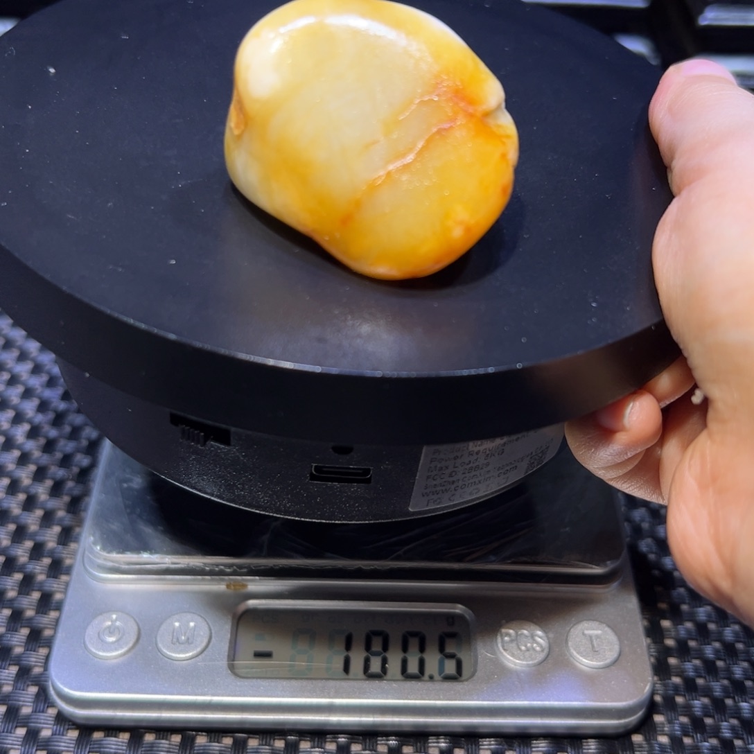 和田玉（子料）未镶嵌颈饰57克-119