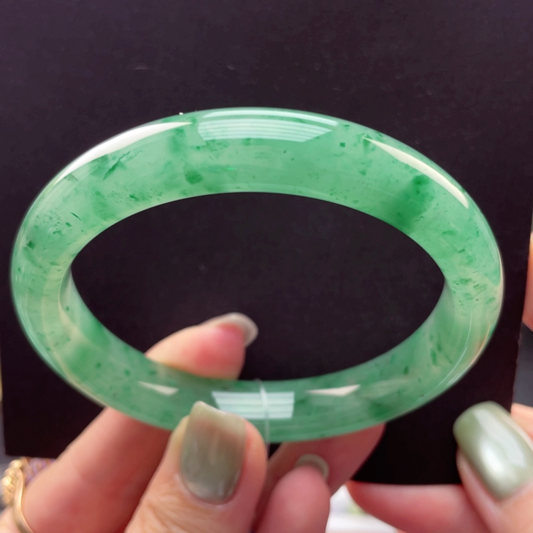 石英质玉手镯未镶嵌56-57