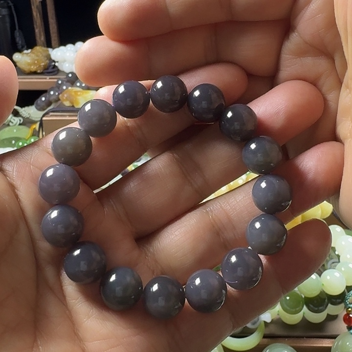 用***1和田玉（糖玉）未镶嵌手链