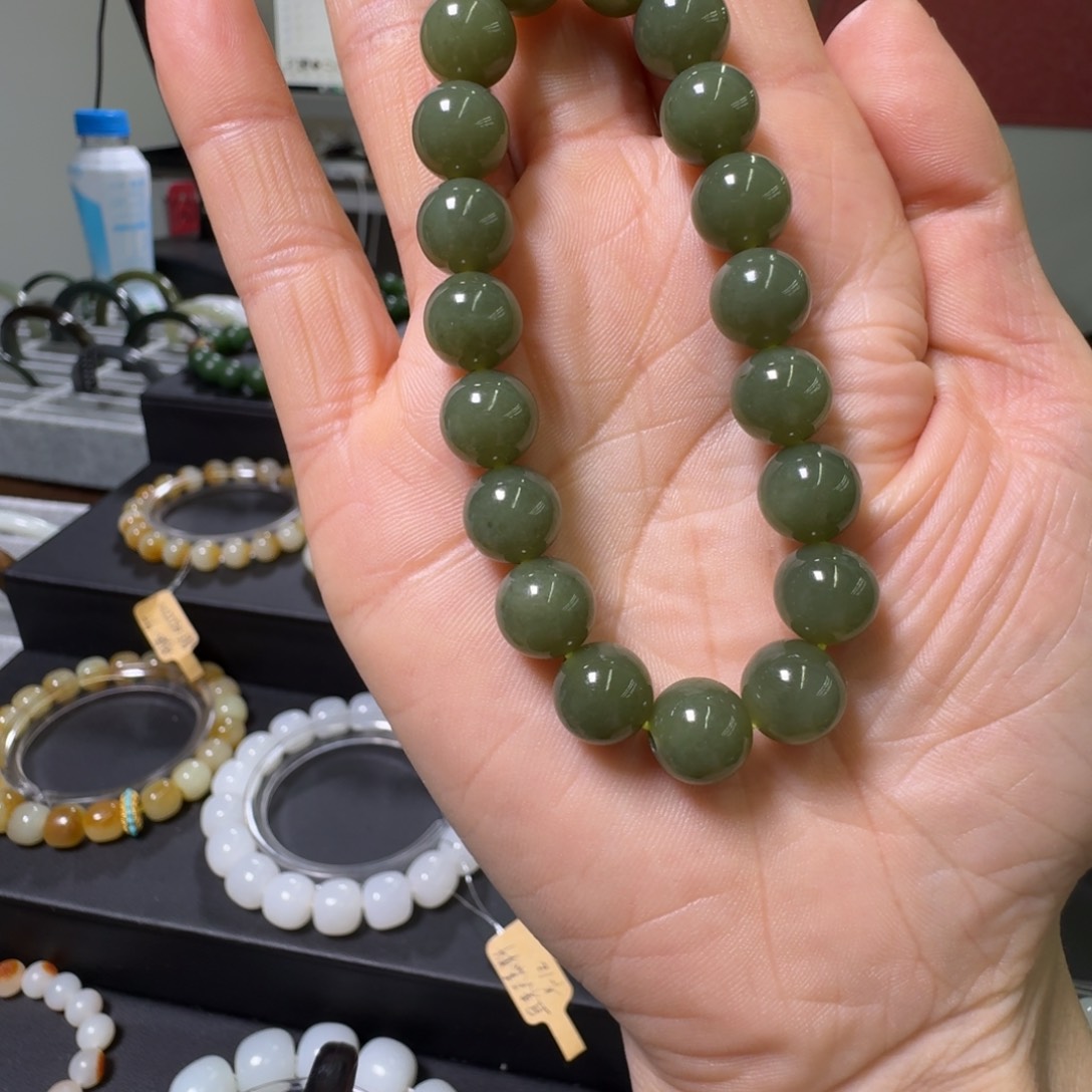 和田玉手串未镶嵌