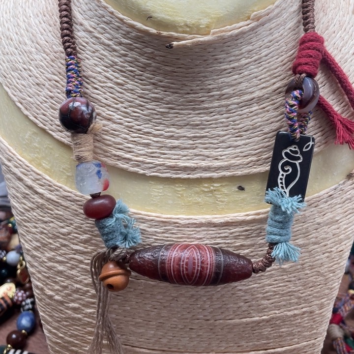 玛瑙/玉髓颈饰未镶嵌