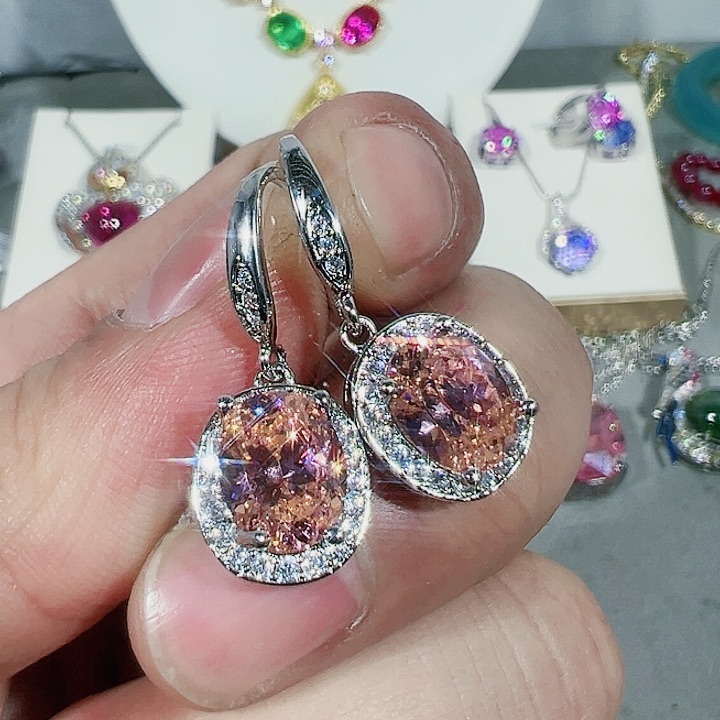 红宝石颈饰未镶嵌