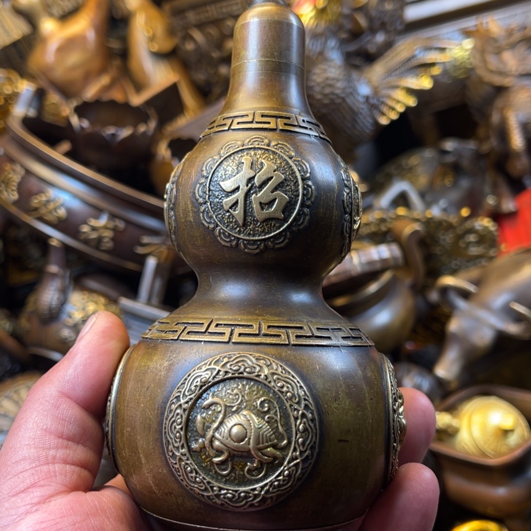 茶壶香炉铜器摆件