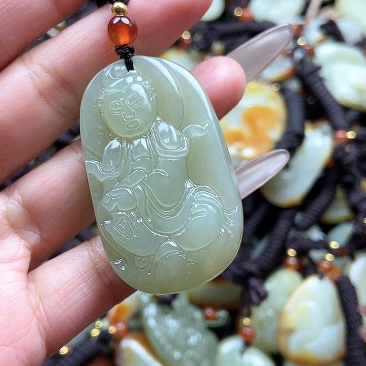 和田玉颈饰未镶嵌