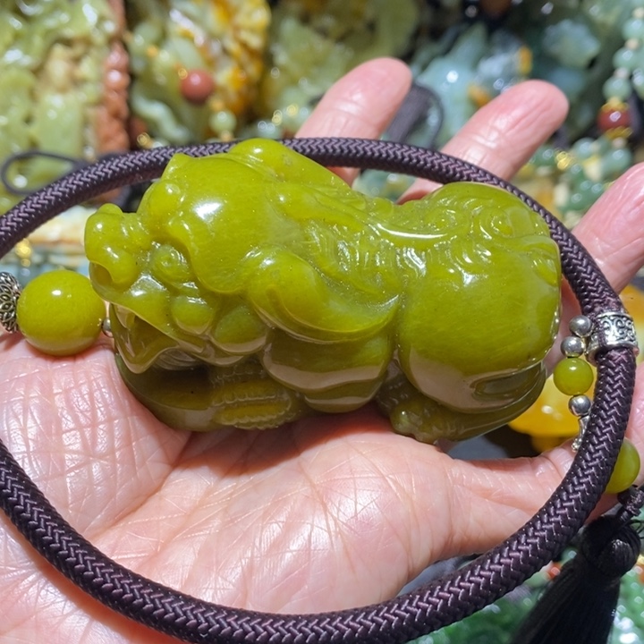 岫玉岫玉吊坠未镶嵌