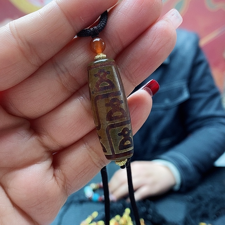 玛瑙/玉髓颈饰合金