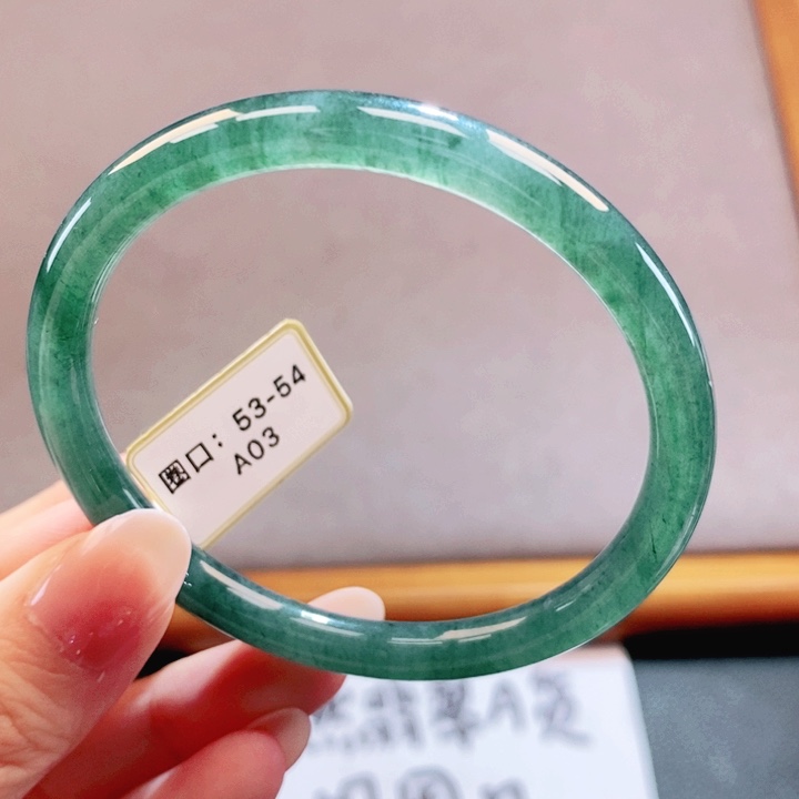 翡翠未镶嵌手镯翡翠手镯13