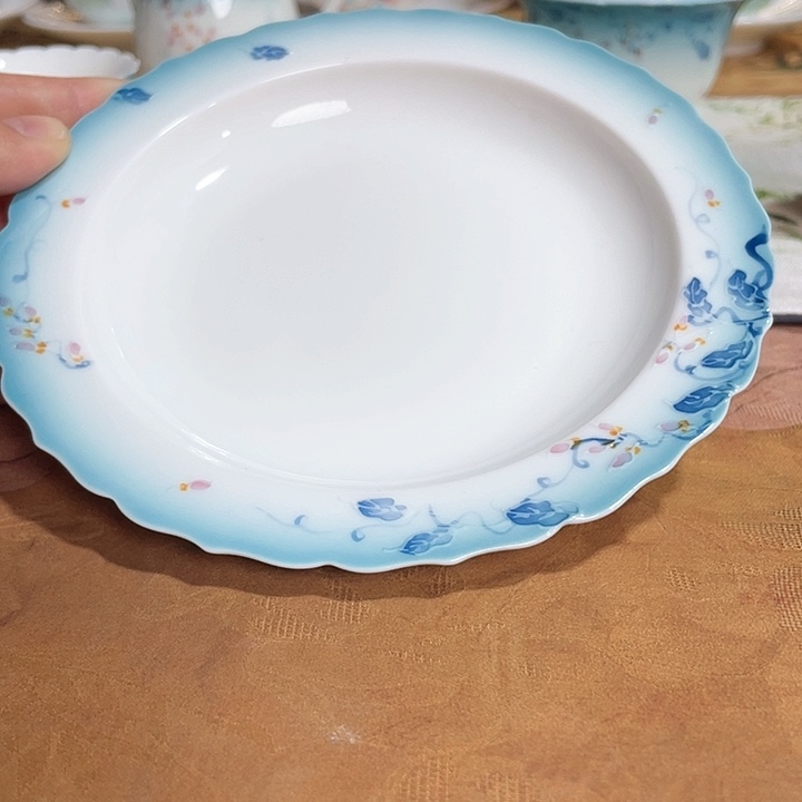 【闪购商品】幽蓝藤雾壶承哈哈哈哈哈