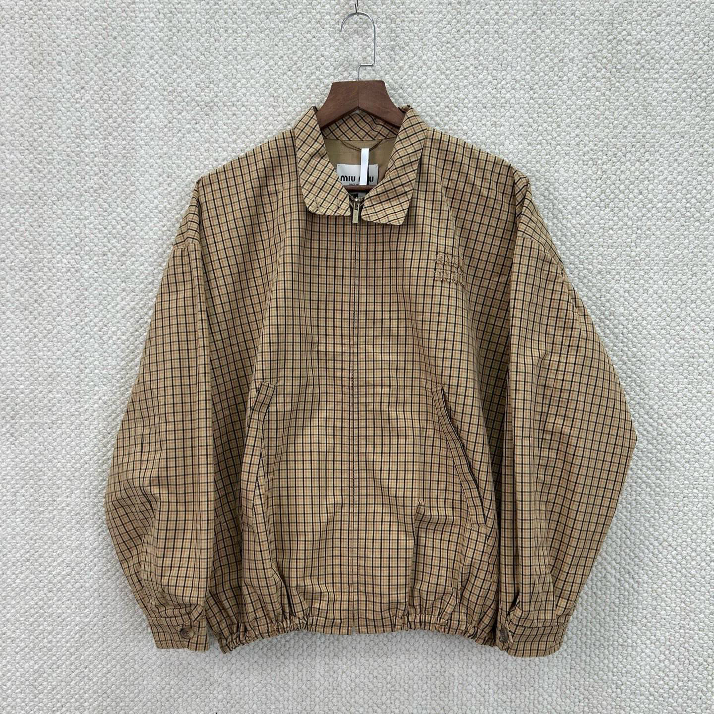 99新 MIU MIU/缪缪 格纹字母刺绣徽标拉链夹克外套 ys000485