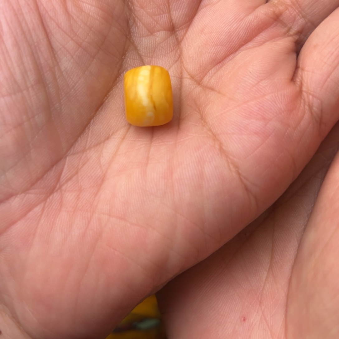 蜜蜡未镶嵌吊坠(不含链)