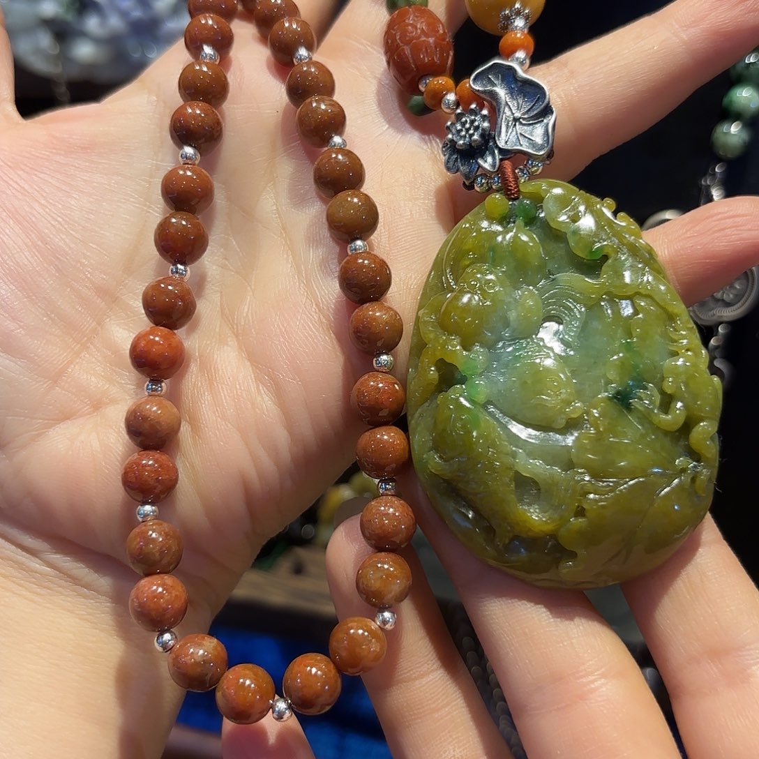 翡翠颈饰未镶嵌原创