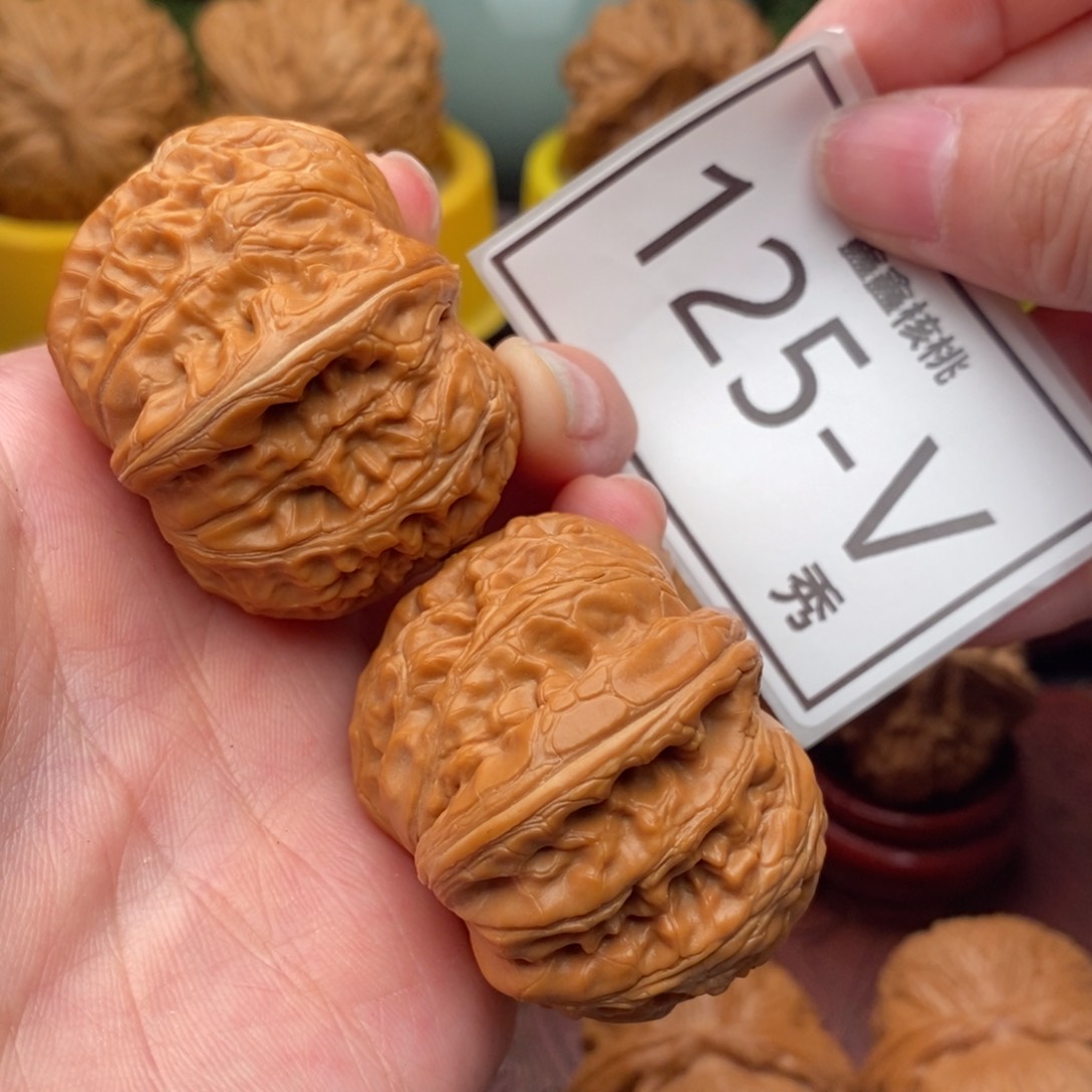 文玩核桃把件元宝42