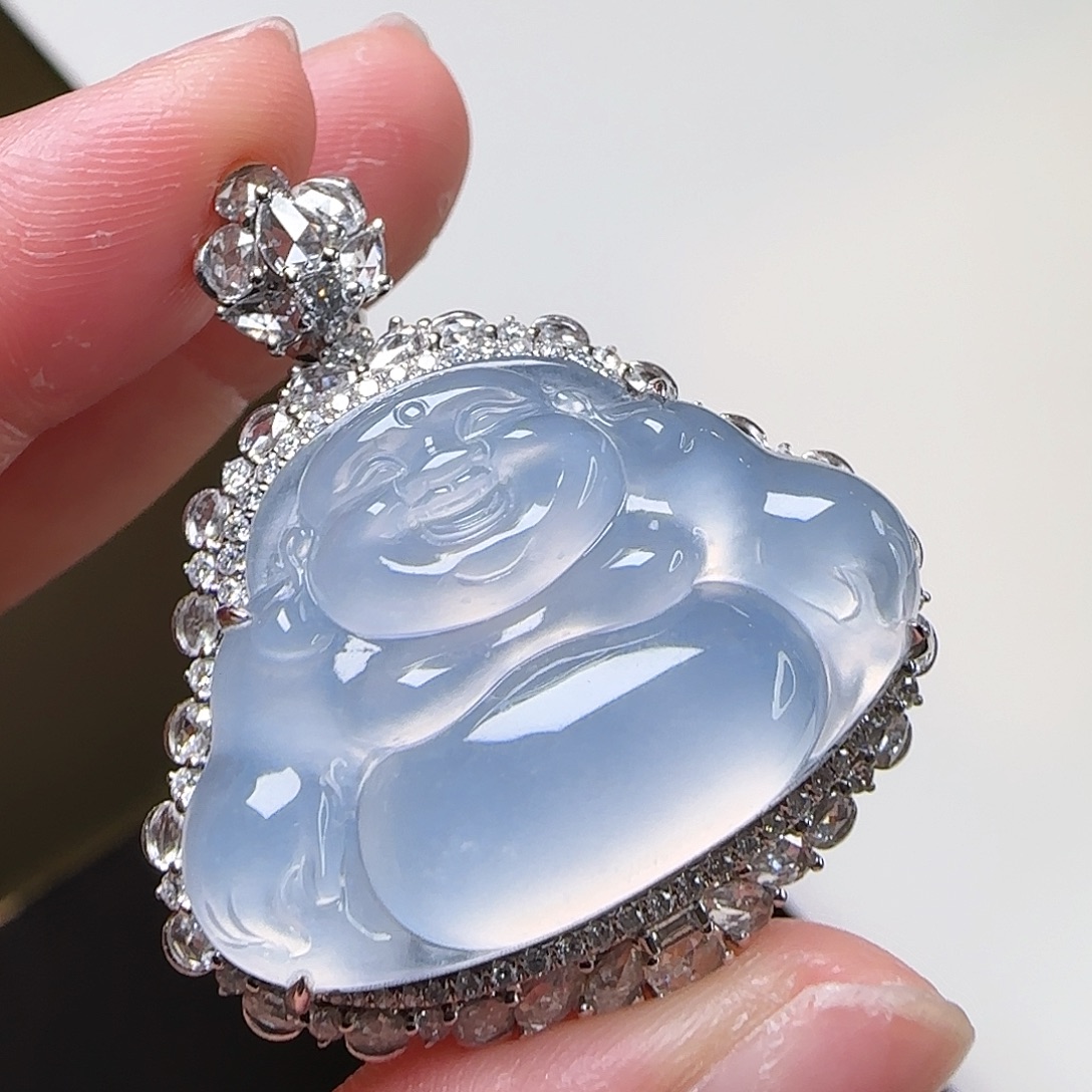 翡翠18K金镶嵌颈饰天然翡翠