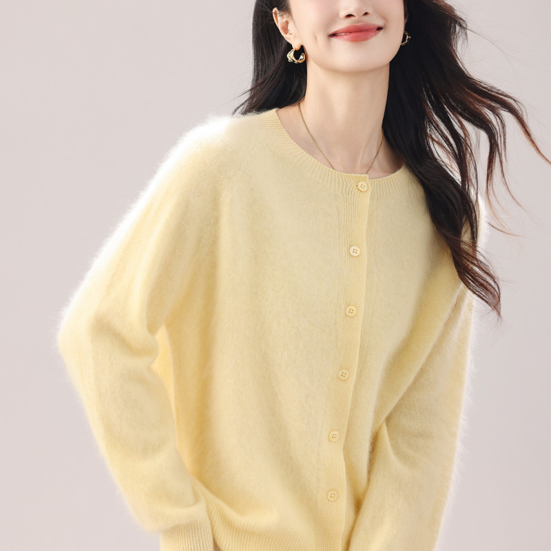 昊哥秋冬新款羊绒羊毛拉绒时尚百搭圆领针织衫9868