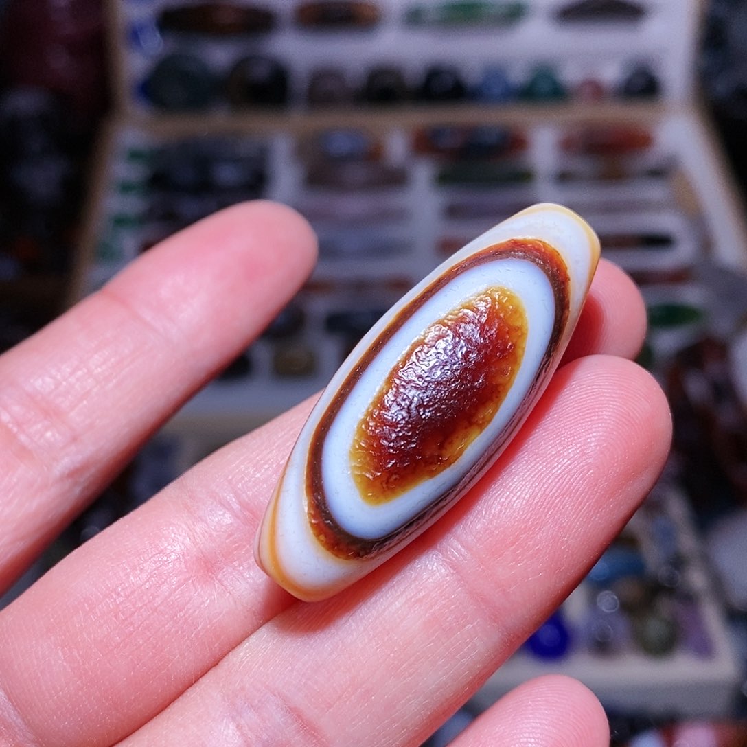 玛瑙吊坠未镶嵌….