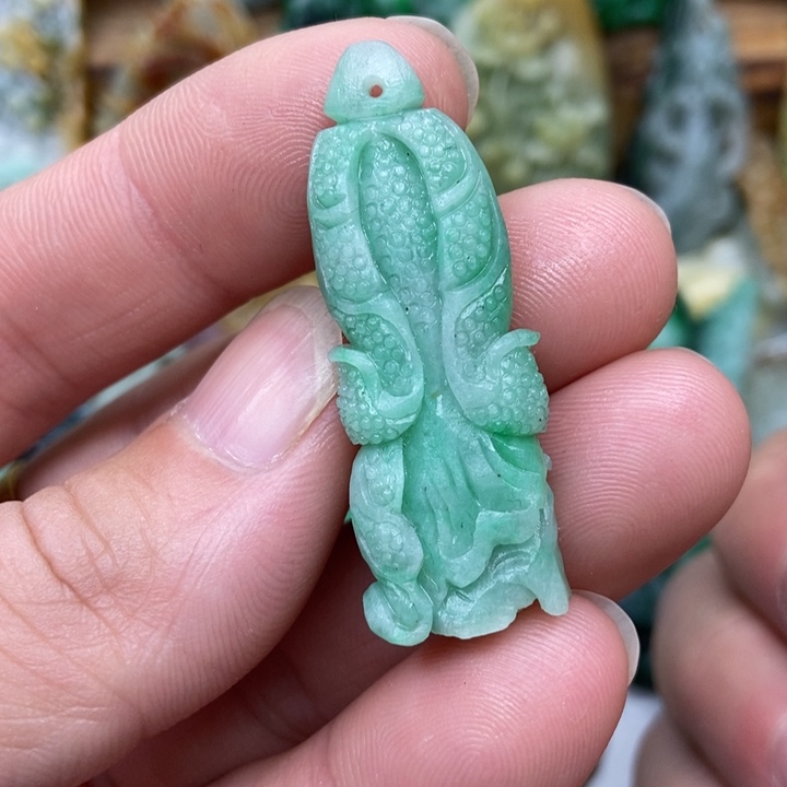 定制翡翠未镶嵌翡翠