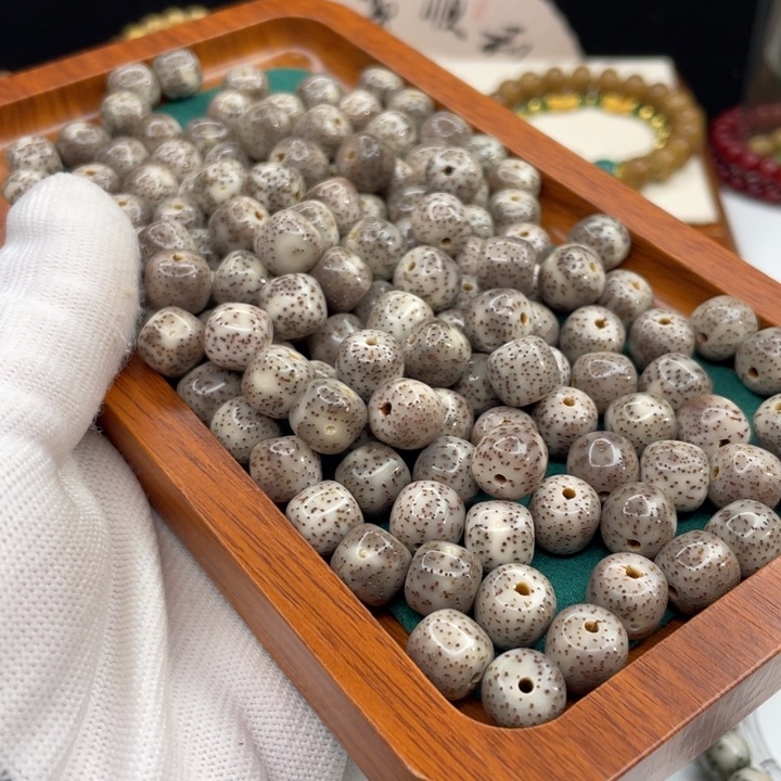 星月菩提手串?****．A16……………..