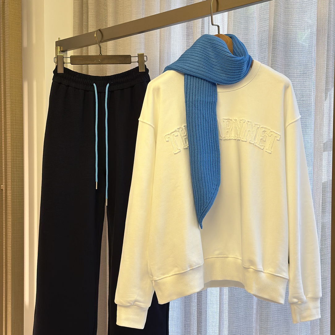 新款女士秋冬圆领薄绒套头休闲卫衣