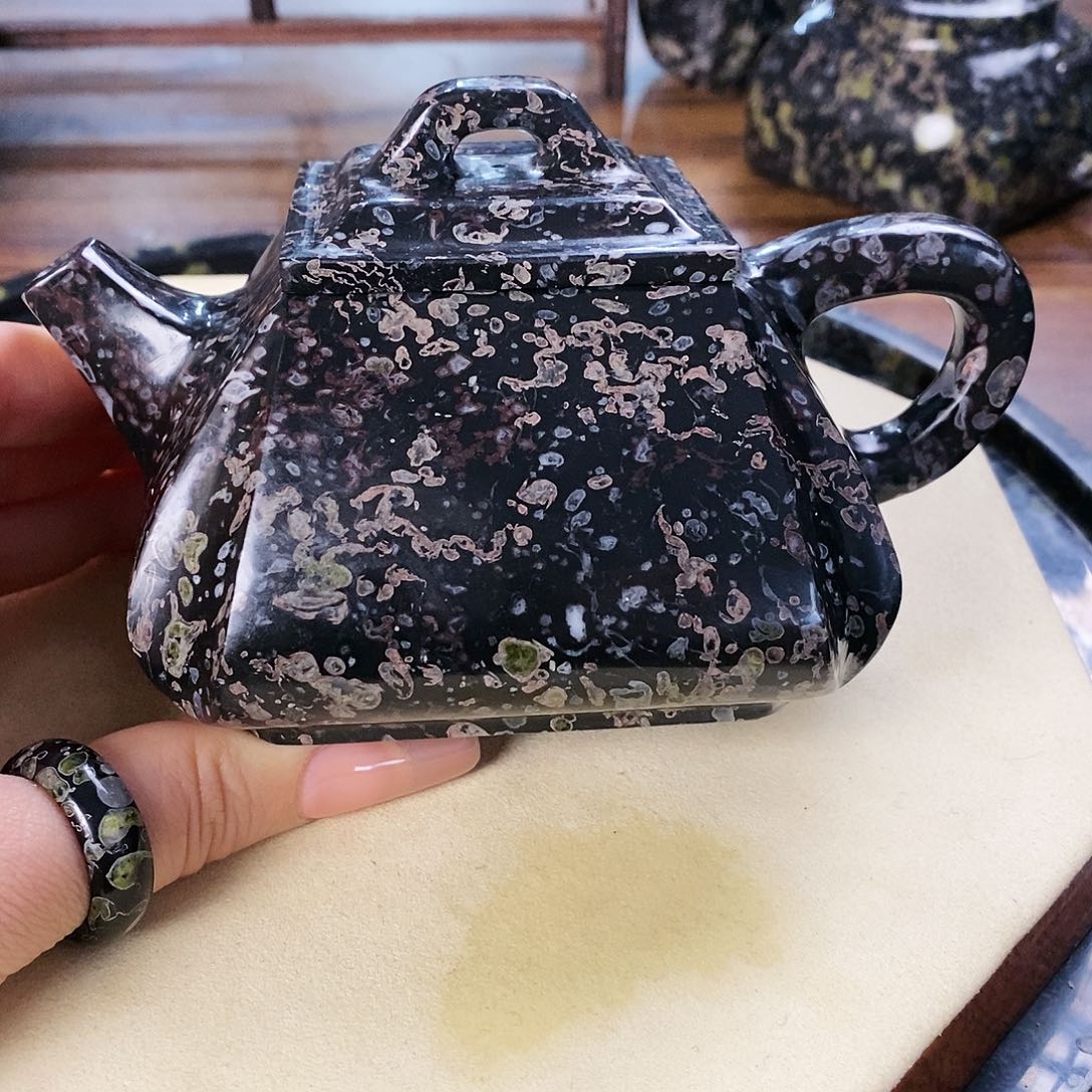 奢上奢精品梅花玉