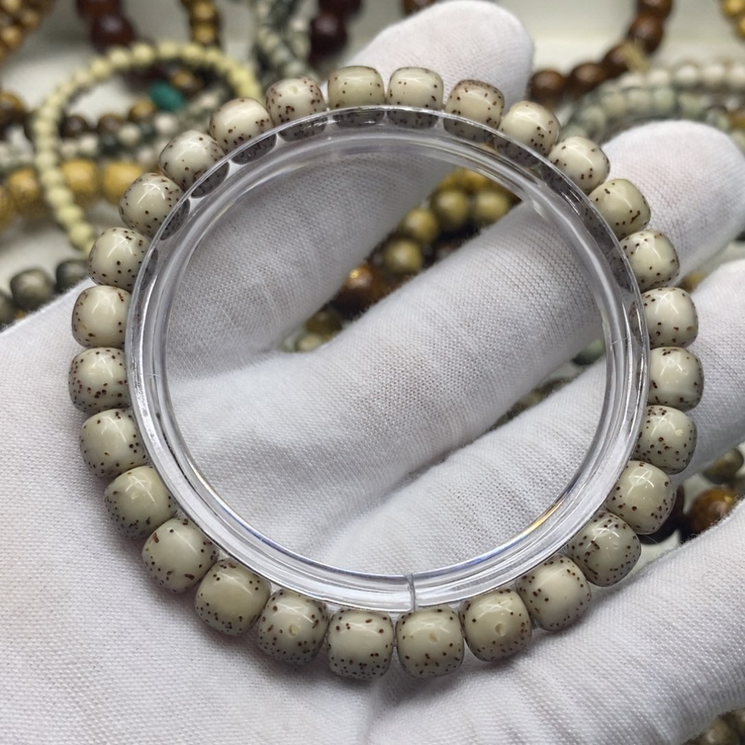 星月菩提手串海南原生态星月菩提