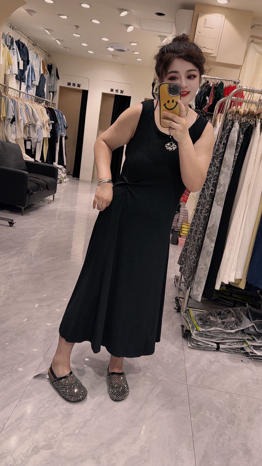 泡泡家大码褶皱背心裙25122