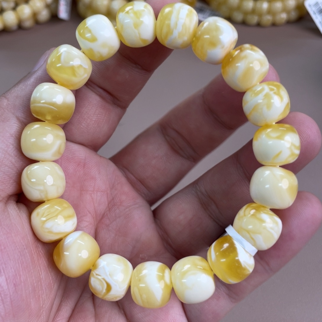 琥珀裸石未镶嵌126000000000