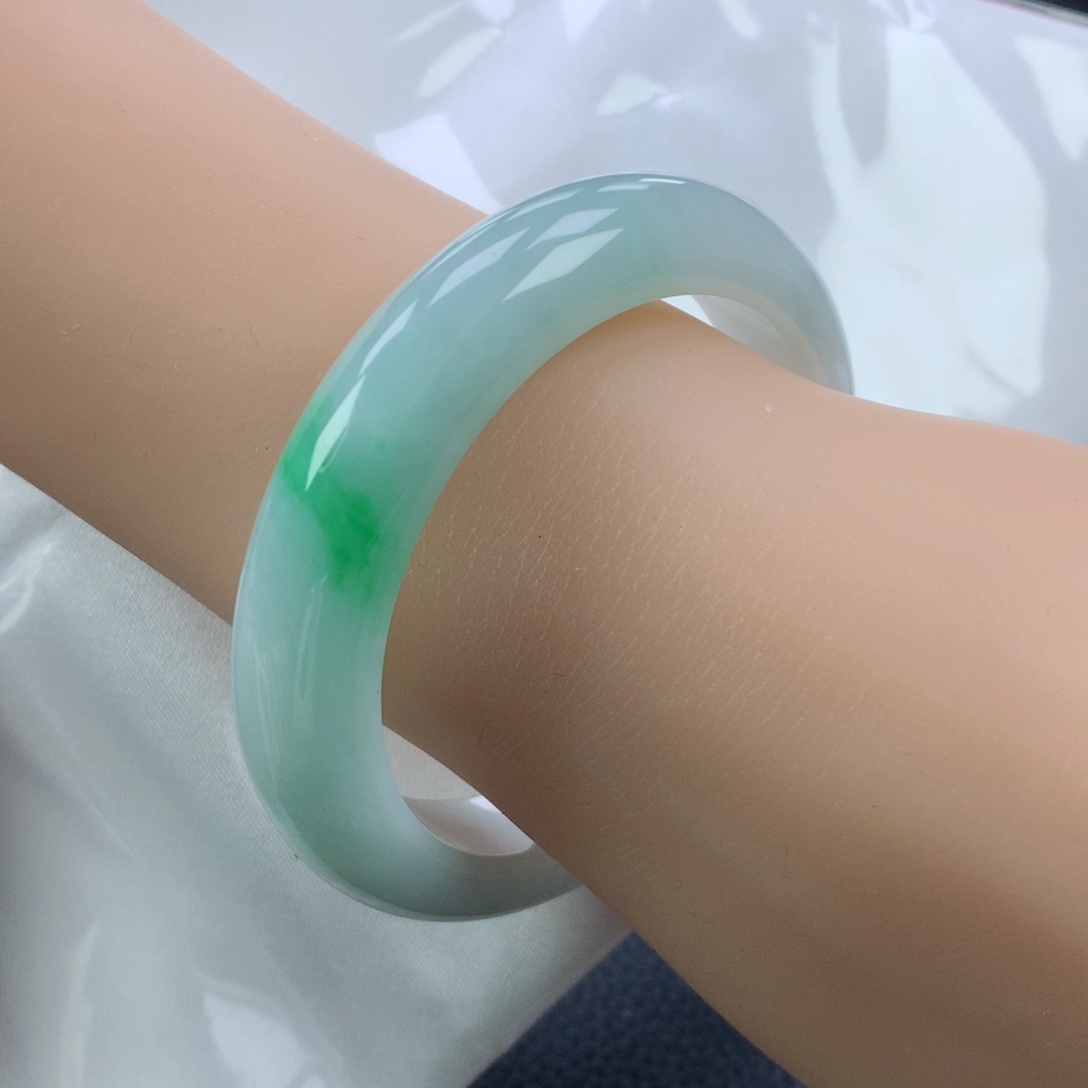 翡翠手镯未镶嵌56➕