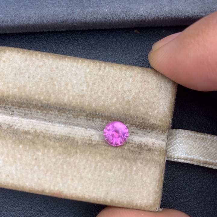 裸石蓝宝石1.04ct