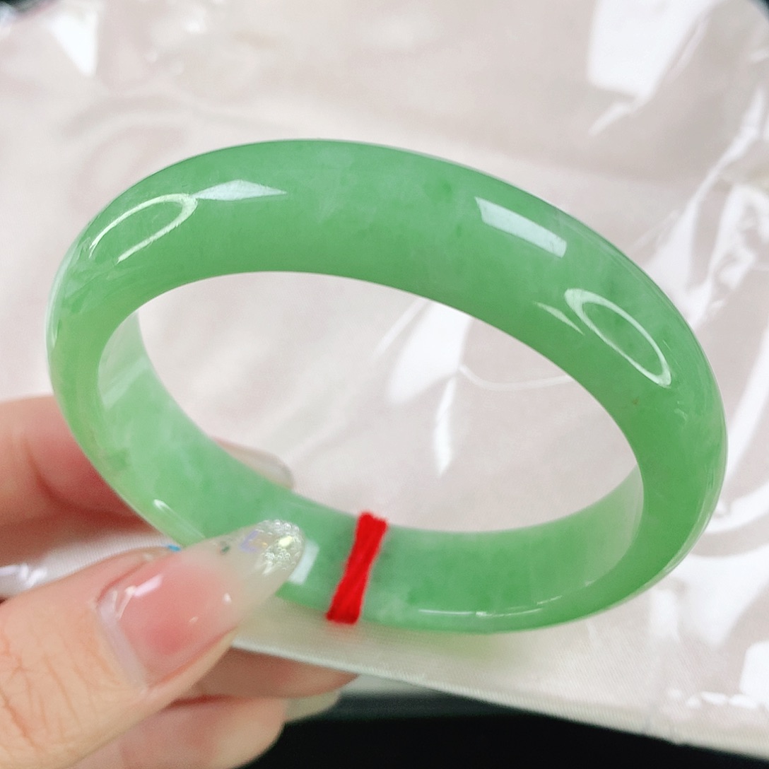 翡翠手镯未镶嵌4817翡翠