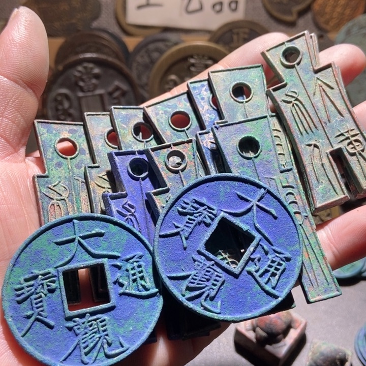 望***川铜现代工艺品仿制品