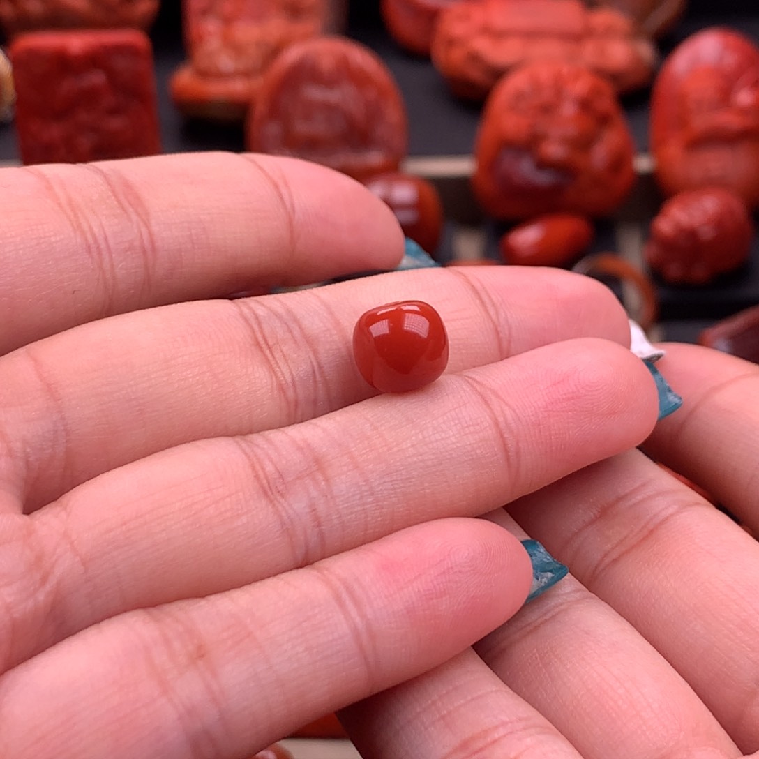 南红玛瑙南红川料原矿老型9.3mm未镶嵌