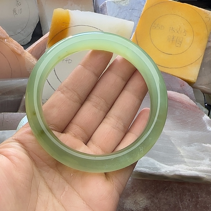 蛇纹石玉合金手镯