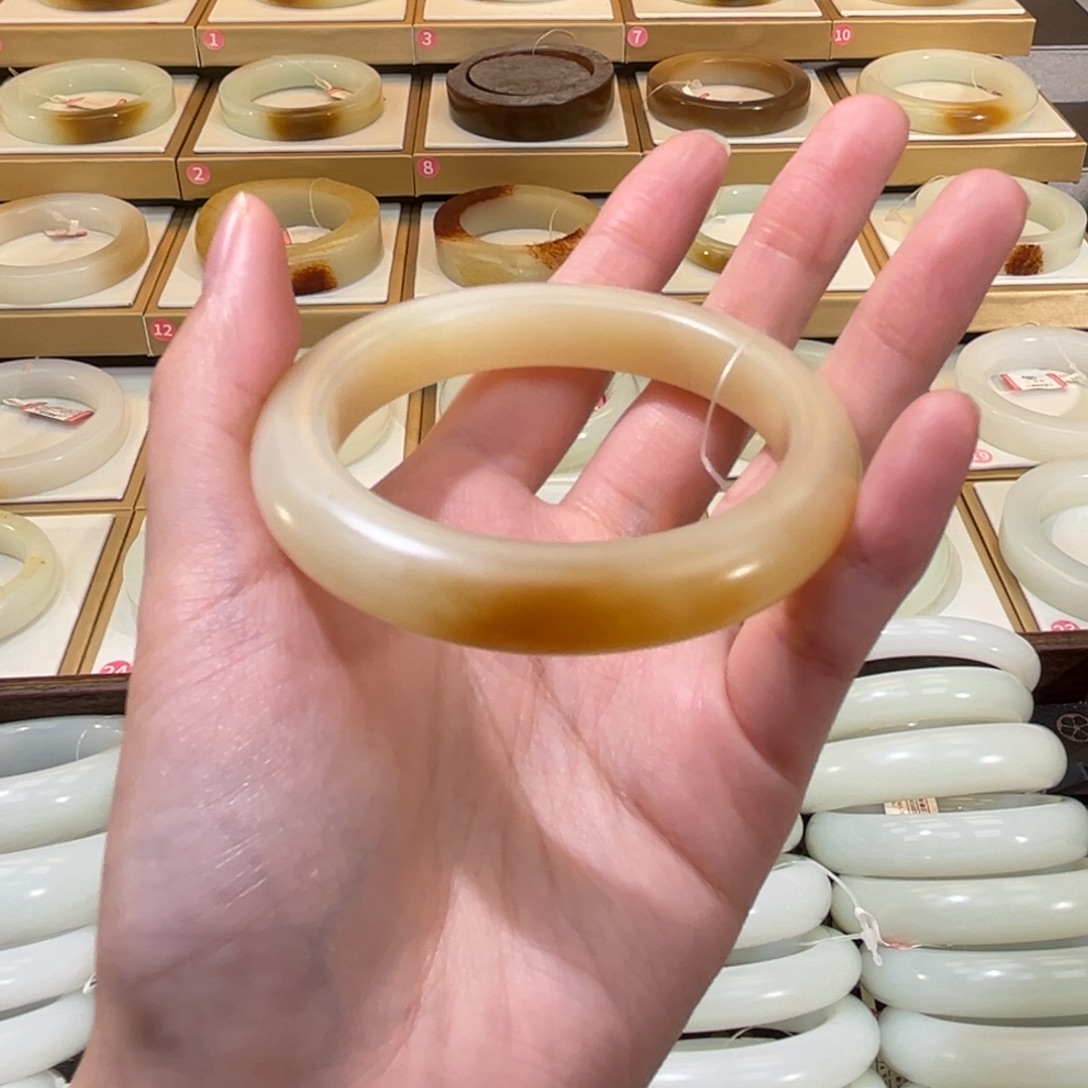 和田玉未镶嵌手镯16