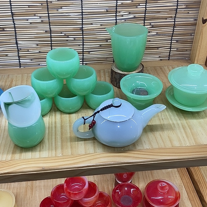 爱***丝琉璃手工艺品苹果绿一套，主人杯2茶壶1