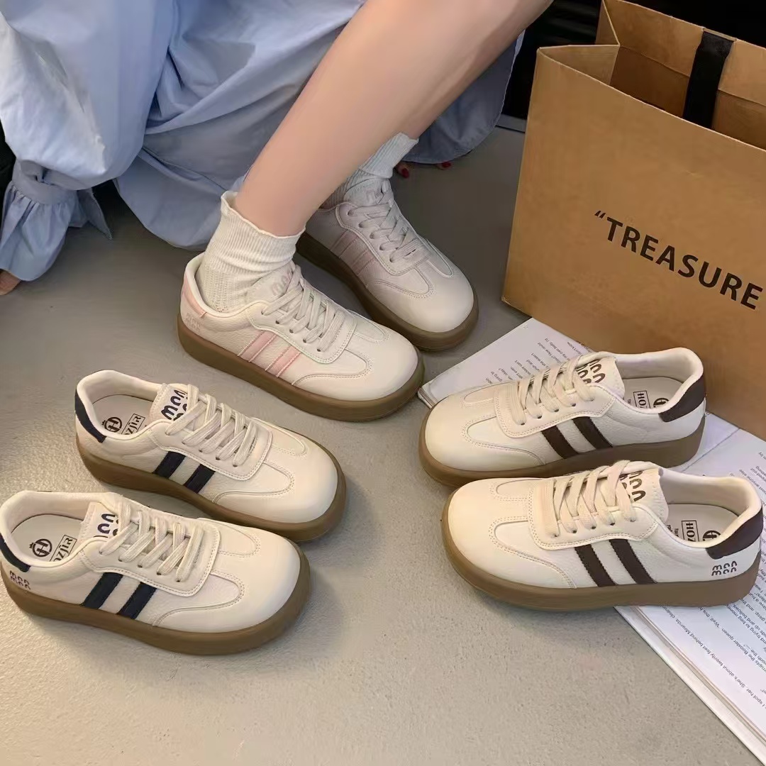 早春新款皮面德训鞋女芒果头设计时尚百搭舒服运动学生韩版休闲鞋