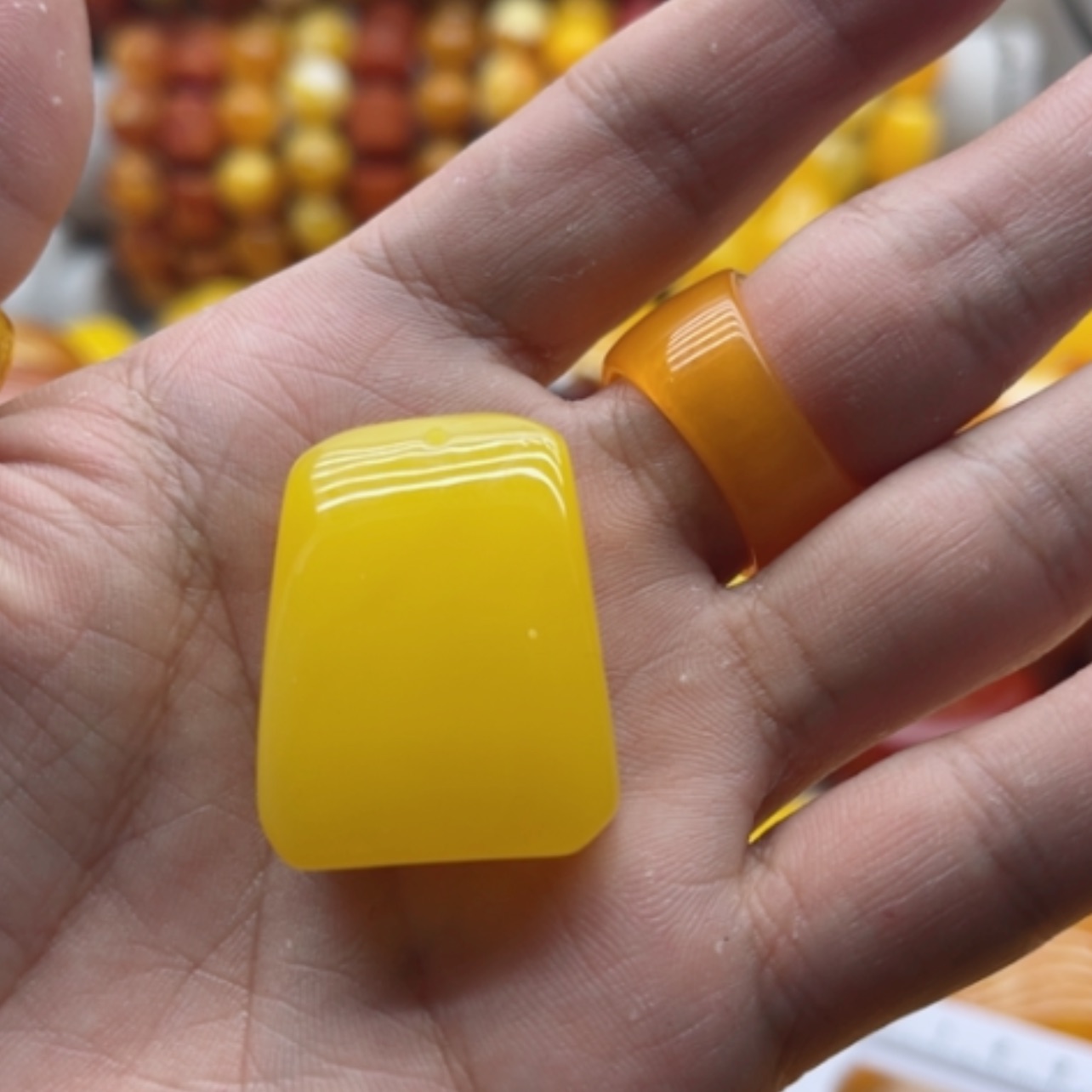 【闪购商品】琥珀颈饰未镶嵌蜜蜡无事牌