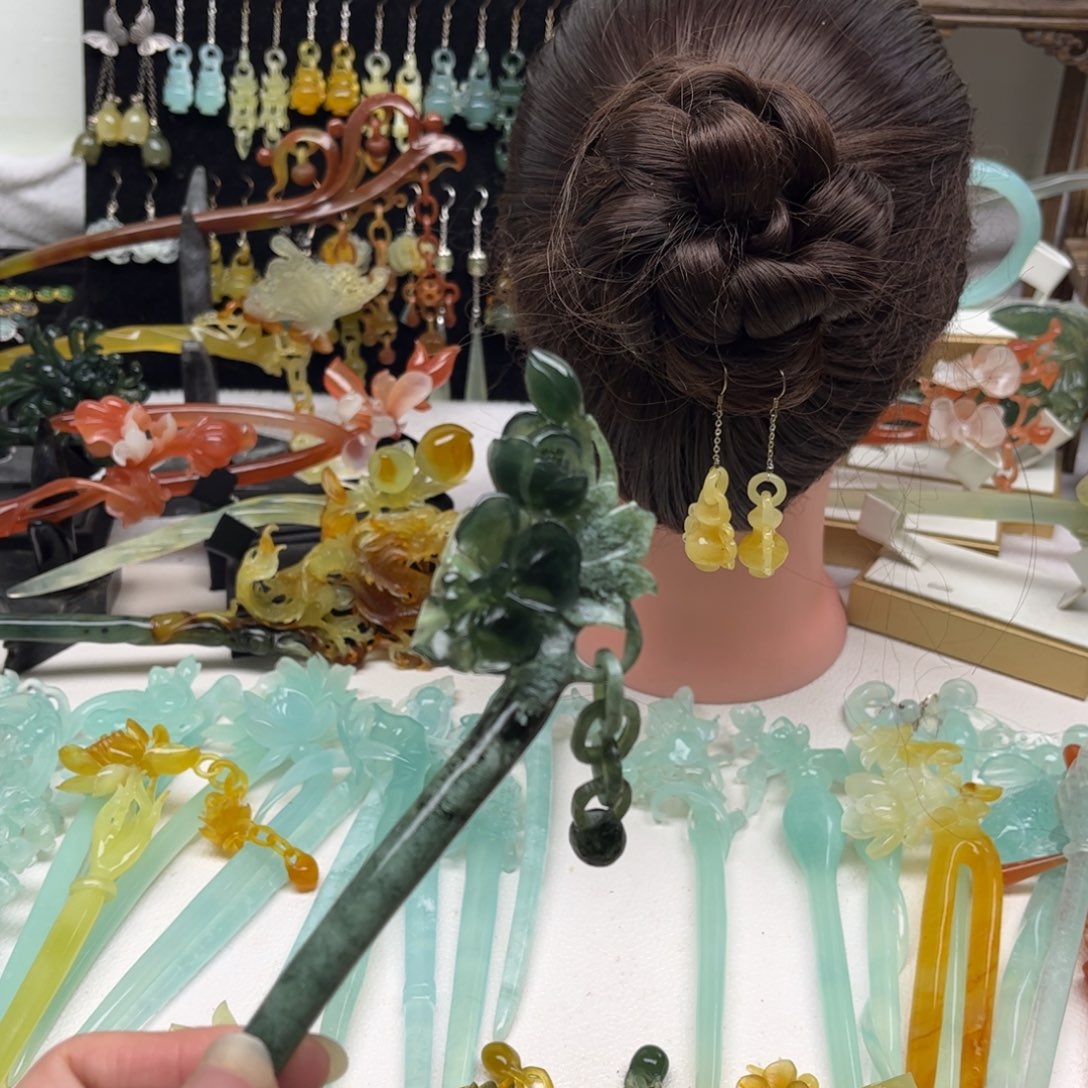 蛇纹石玉发饰合金
