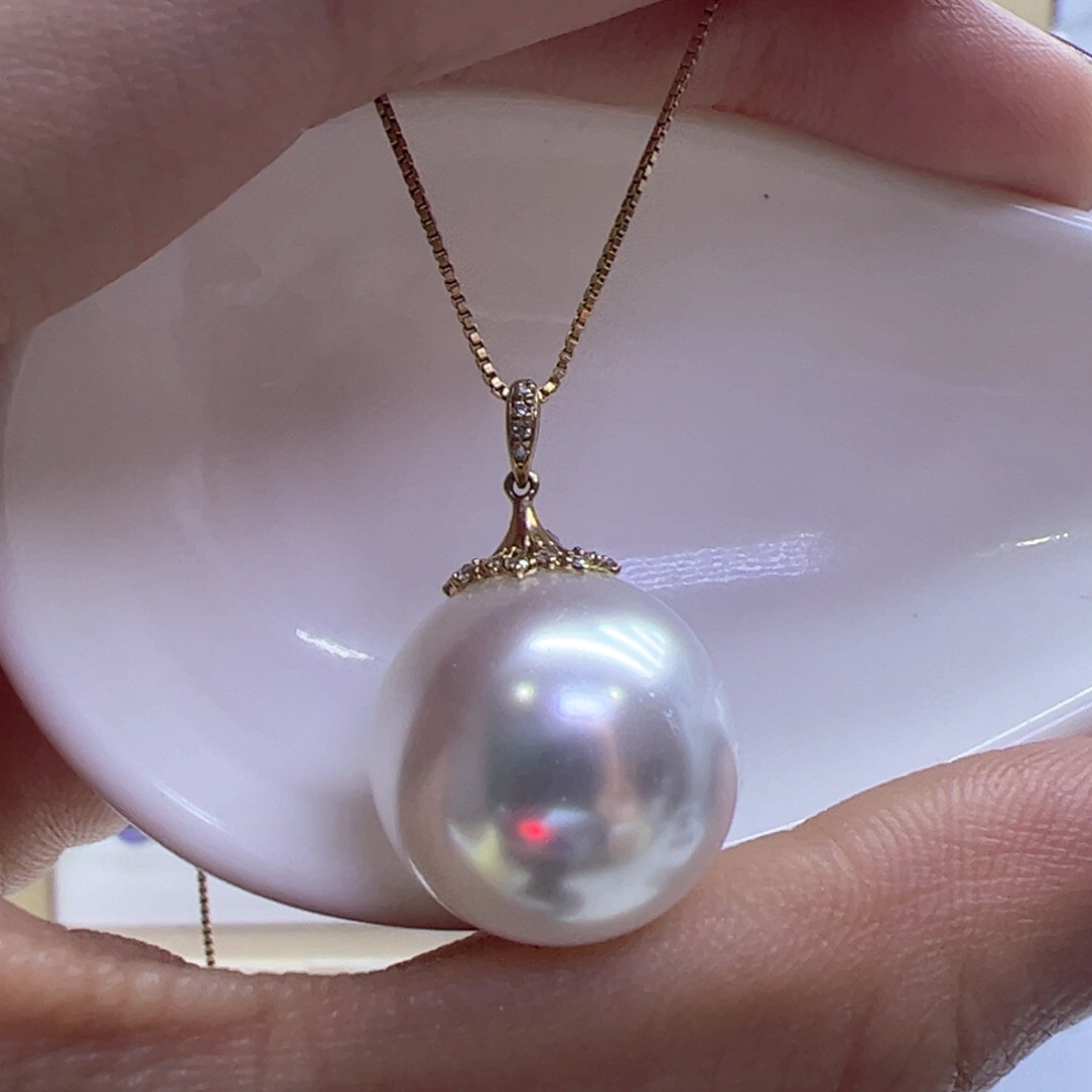 淡水珍珠吊坠(赠链)18K金镶嵌