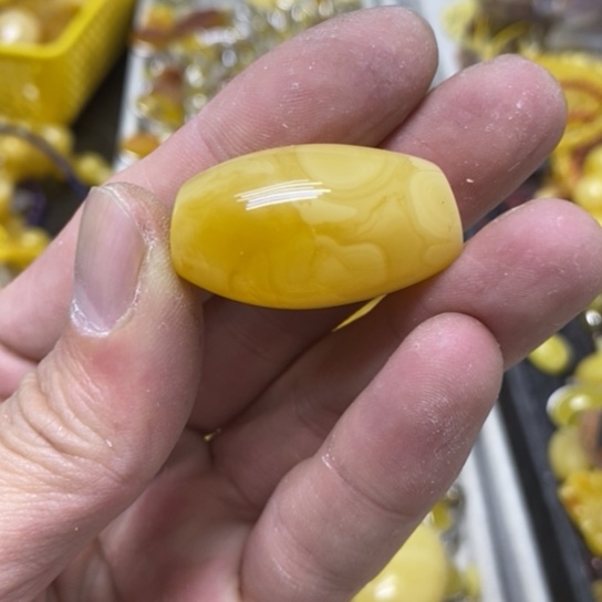 蜜蜡裸石未镶嵌吊坠