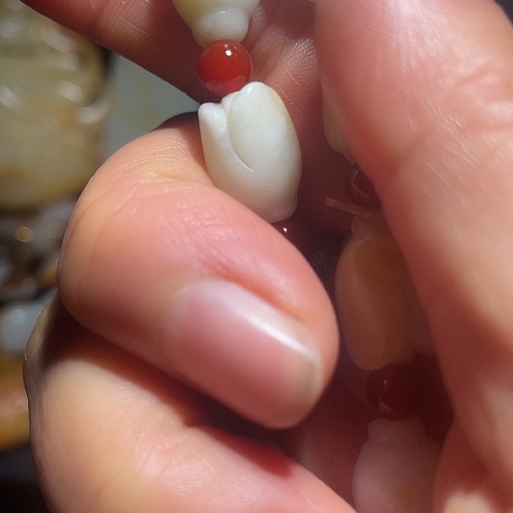 小***摊和田玉（糖玉）未镶嵌套链
