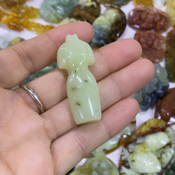 蛇纹石玉合金颈饰