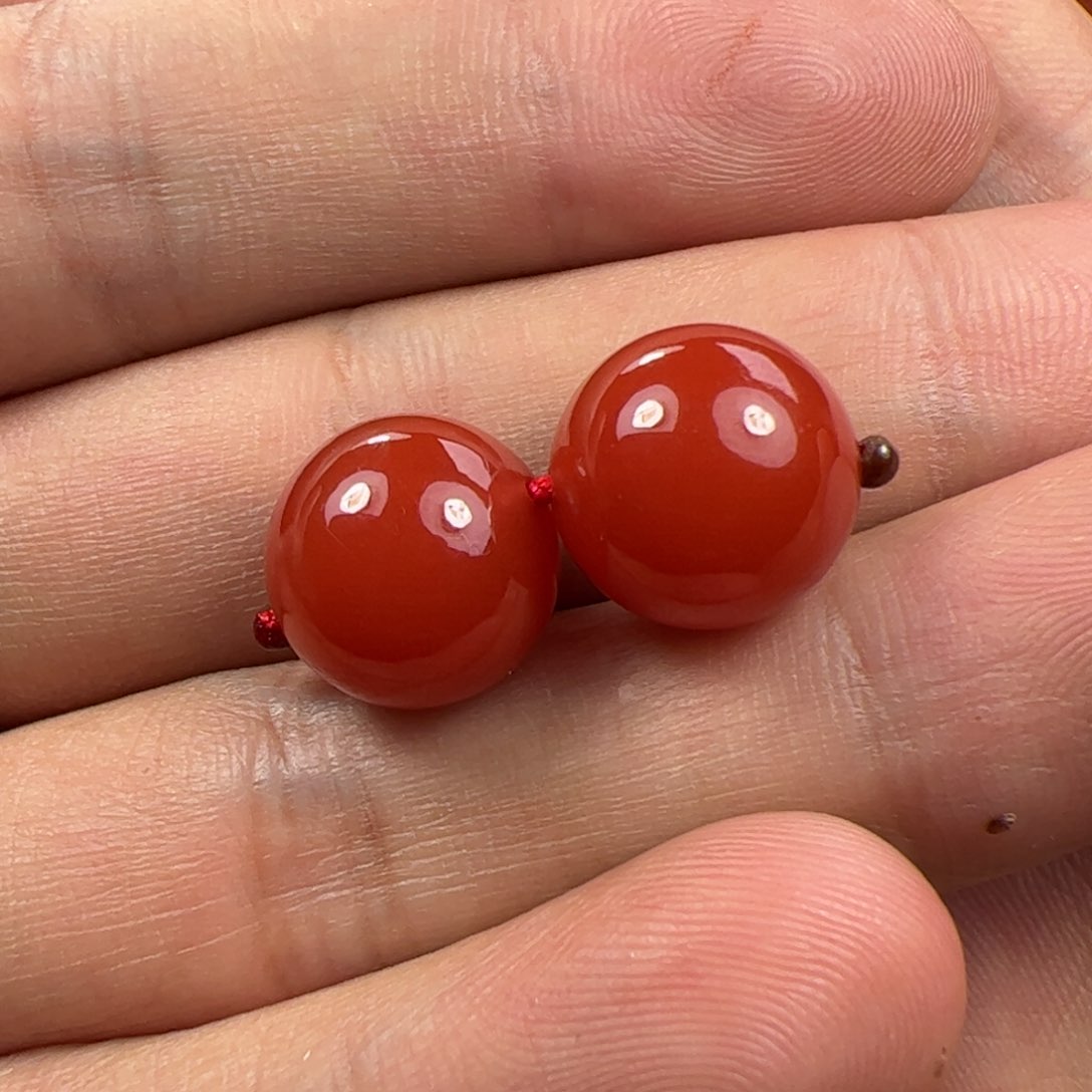 未镶嵌圆珠12.8南红玛瑙