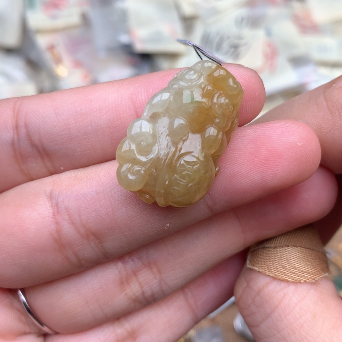 【闪购商品】未镶嵌挂件翡翠一